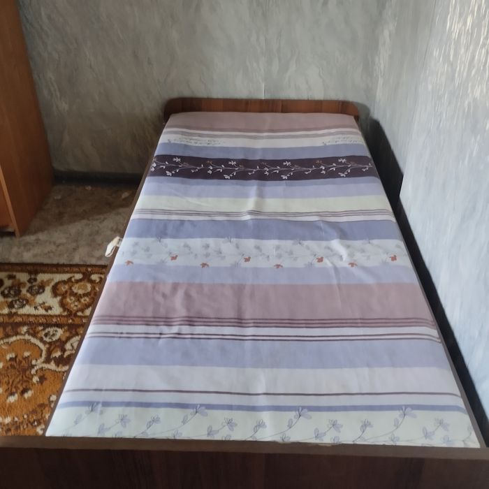 Продам недорого кровать