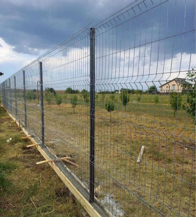 Facem garduri din plasa bordurat