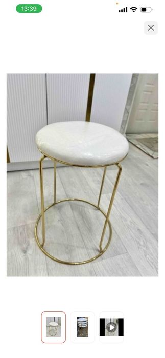 СРОЧНО ПРОДАЮТСЯ  кронштейн, стулья, вешалки