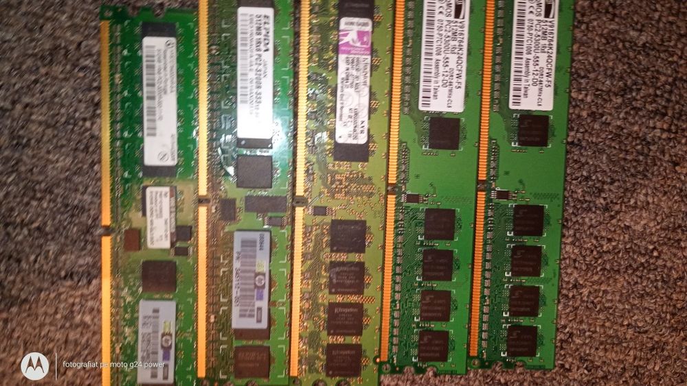 Vând RAM DDR3 2 și ddr3