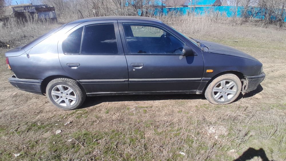 Nissan primera p10