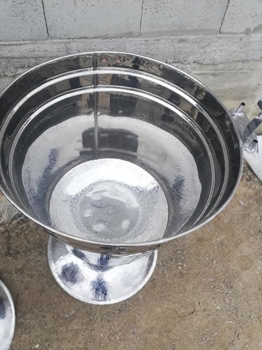 Vand cristelnite pentru botez di inox 
Auriu sau alb lucios avem toate