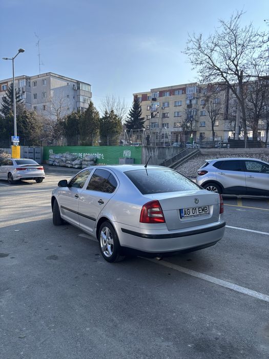 Vand Skoda Octavia 2 Proprietar de nouă
