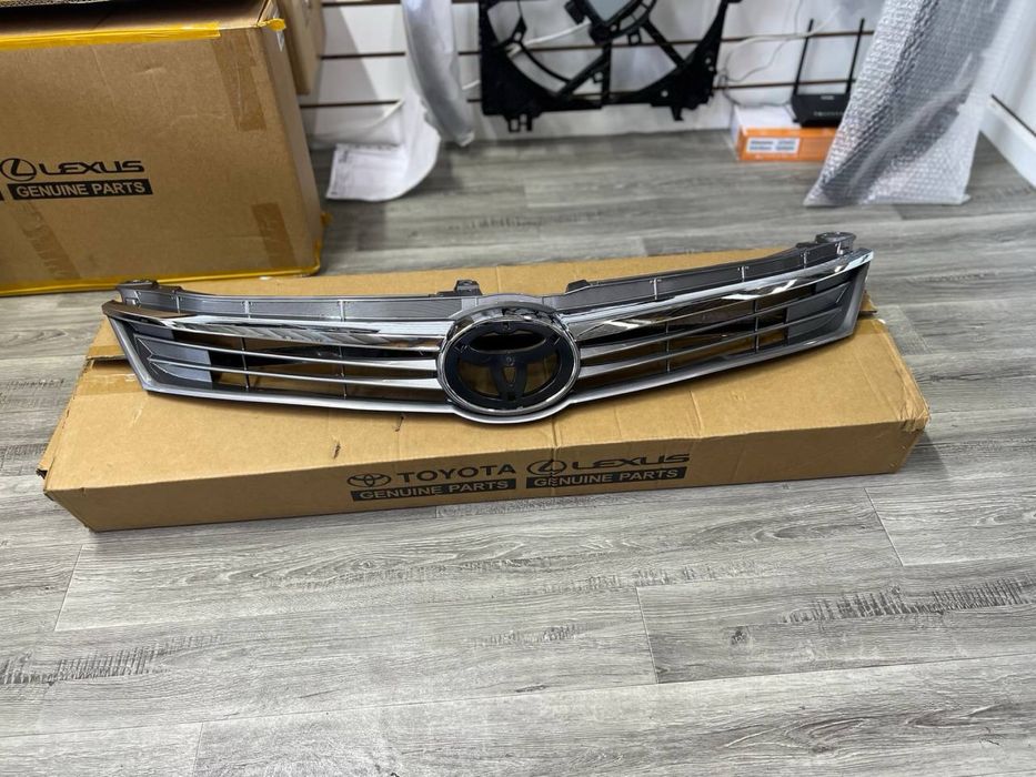 Решетка радиатора Камри 50/55, 70/75