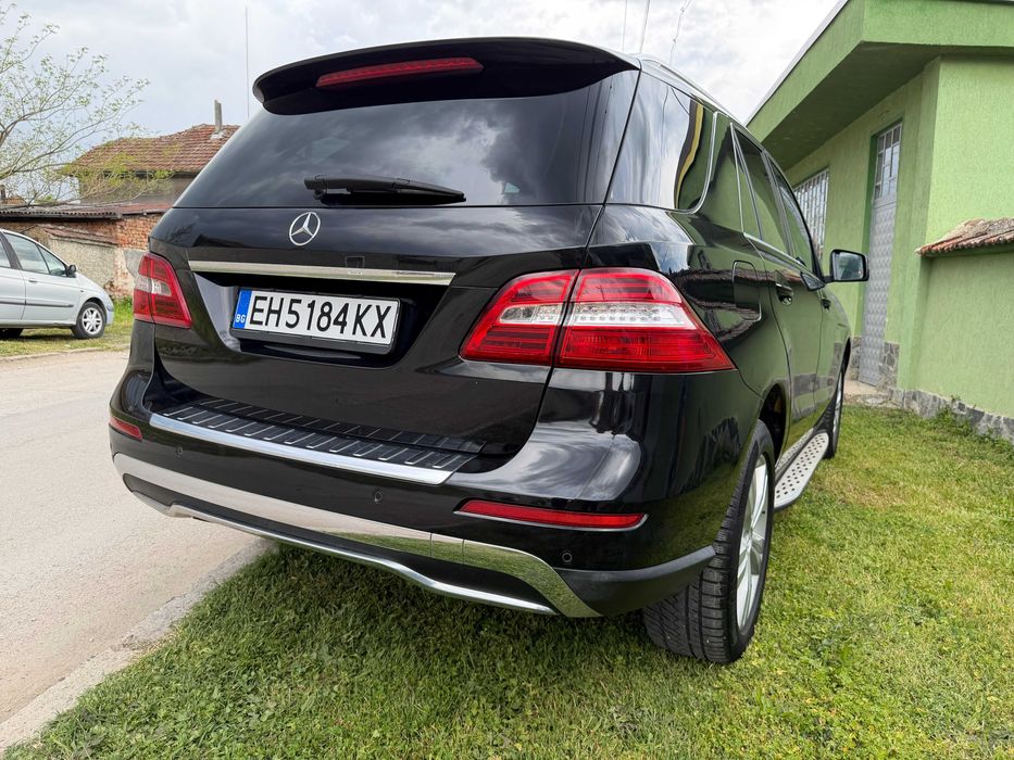 Автомобил Mercedes W166