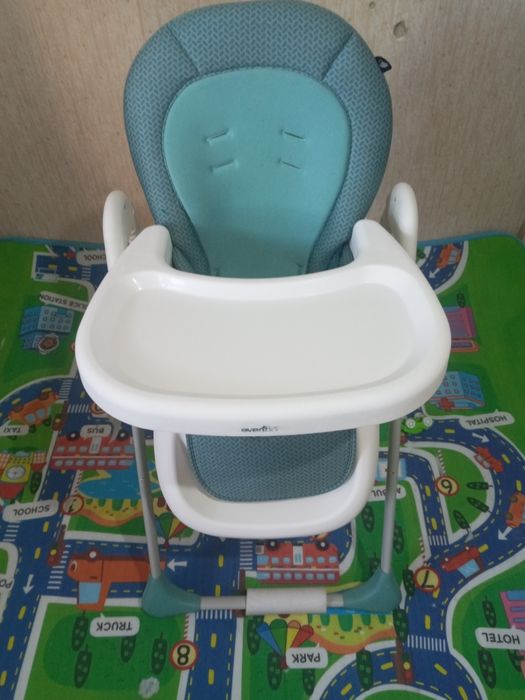 Детский стул для кормления