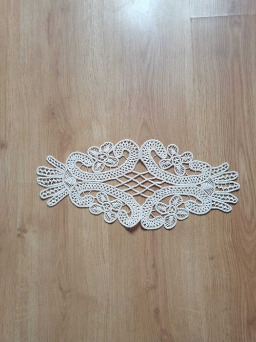 Vând milieuri macrame și față de masa macrame