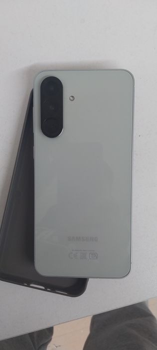 Срочно продам Самсунг А56