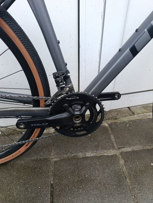 Cube Nuroad Race Gravel Bike