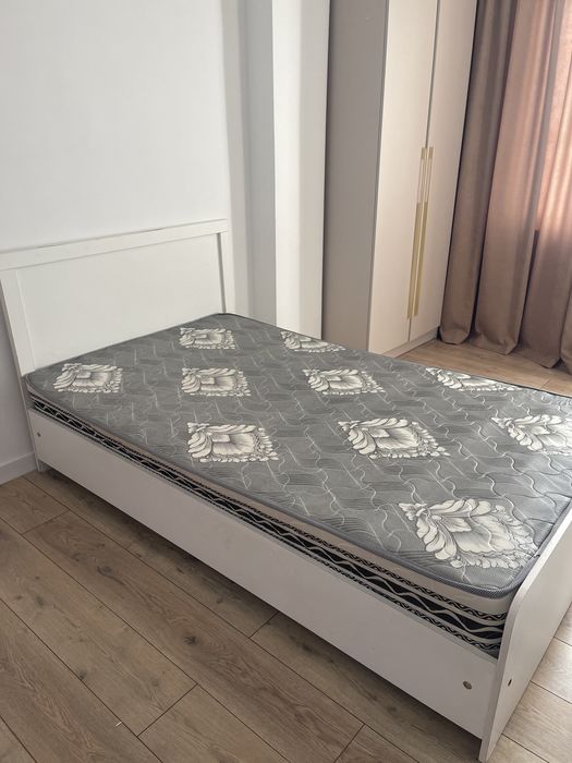 Кровать полуторка