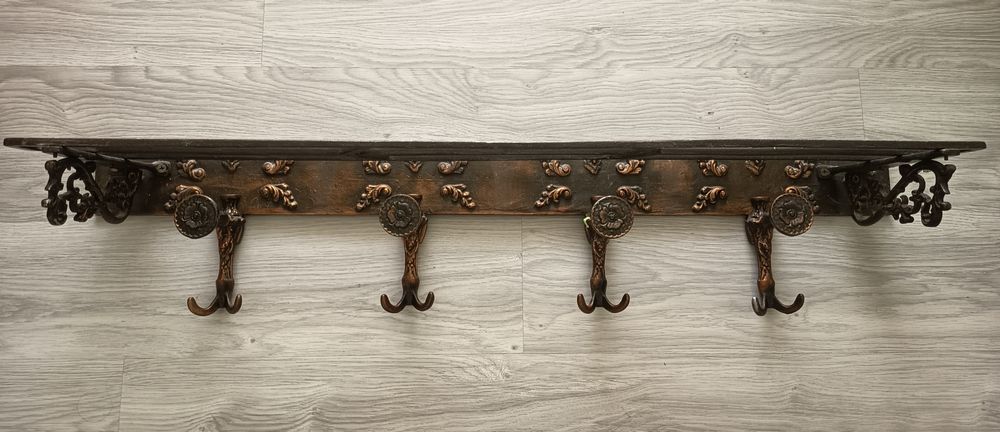 Голяма ретро закачалка от кован месинг 105см