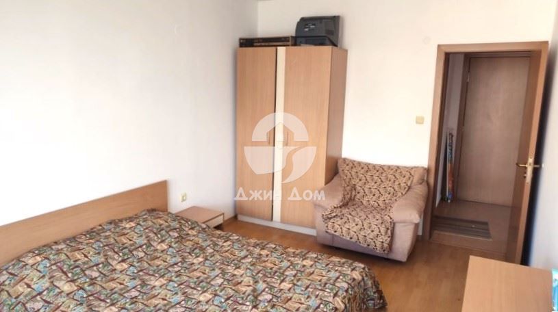 Продава се Двустаен апартамент в к.к. Слънчев бряг - 62 кв.м за 1049 €/кв.м - Снимка #3