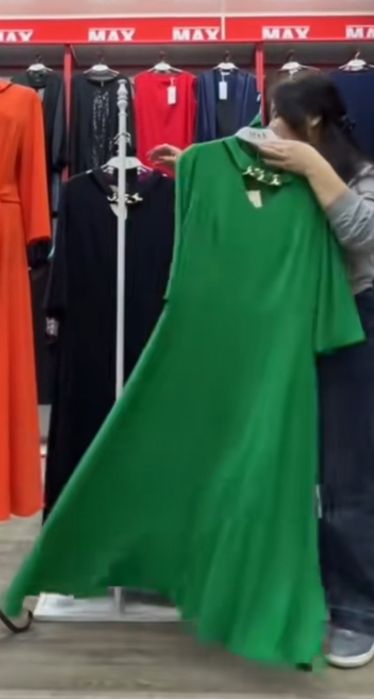 Новое женское платье размер 48- 50..