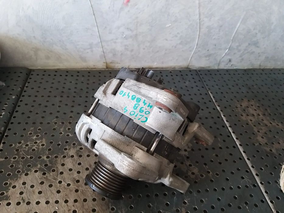 Alternator 0.9 b renault clio 4 231006007r f000bl04c4