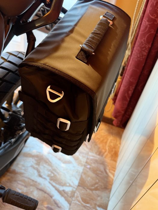 TRIUMPH SCRAMBLER 400X 2024 - 2500 Km - Ca noua , full accesorii