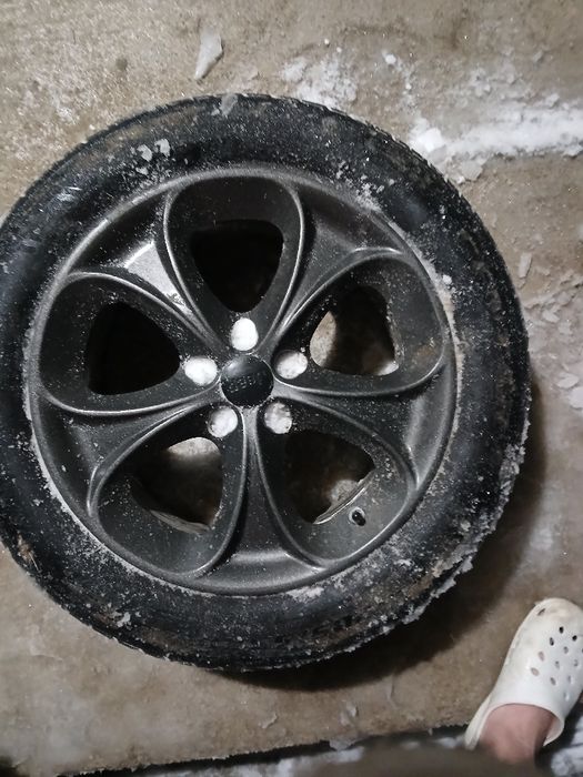 Продам титанка 4 шт