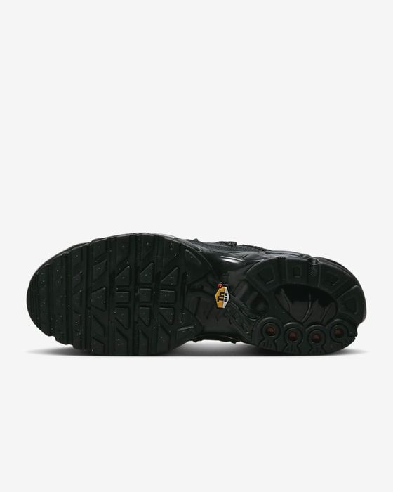Nike Air Max Utility Plus •Triple Black• В разпродажба