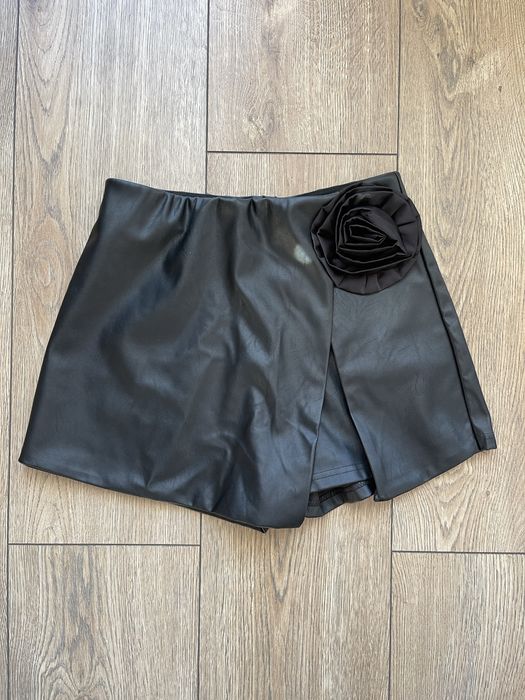 Полапанталон с брошка