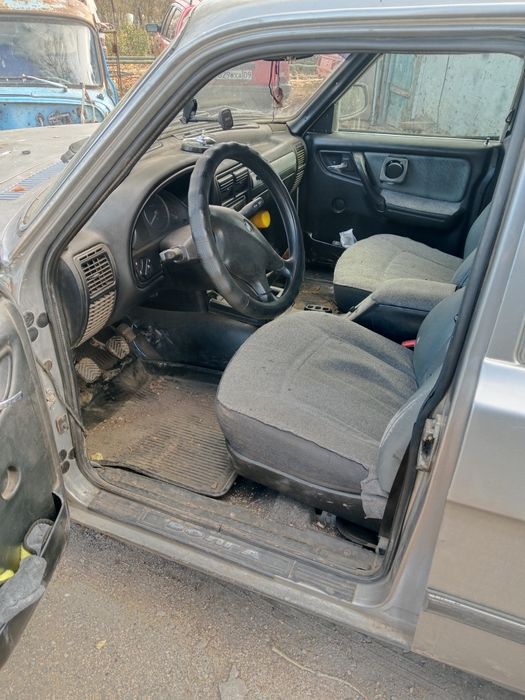 Продам ГАЗ 31105 на запчасти