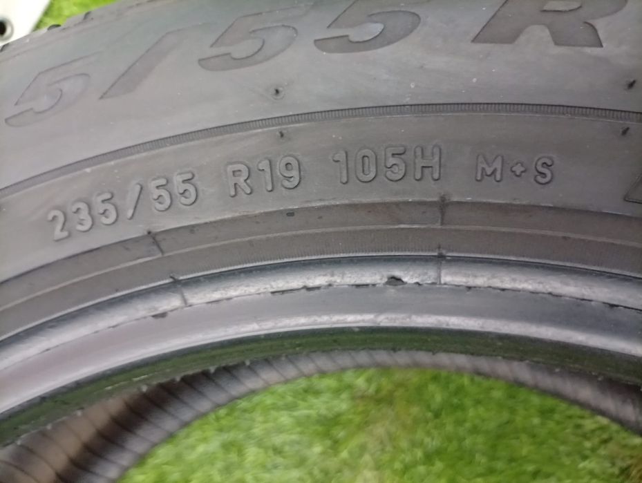 235 55 19 Pirelli