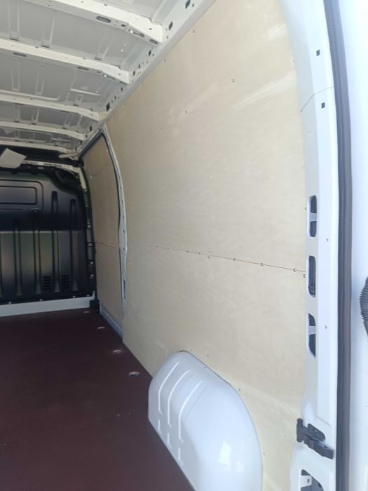 Дървена облицовка на бусове: Облицовки,Стелажи и катинари за сигурност