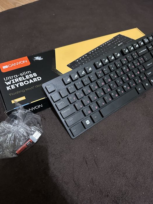 Canon Ultra-slim wireles keyboard