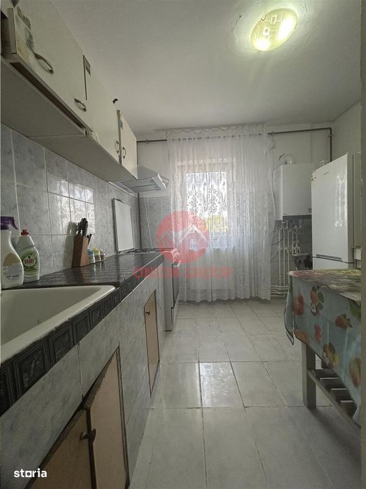Apartament 3 camere, decomandat, Navodari