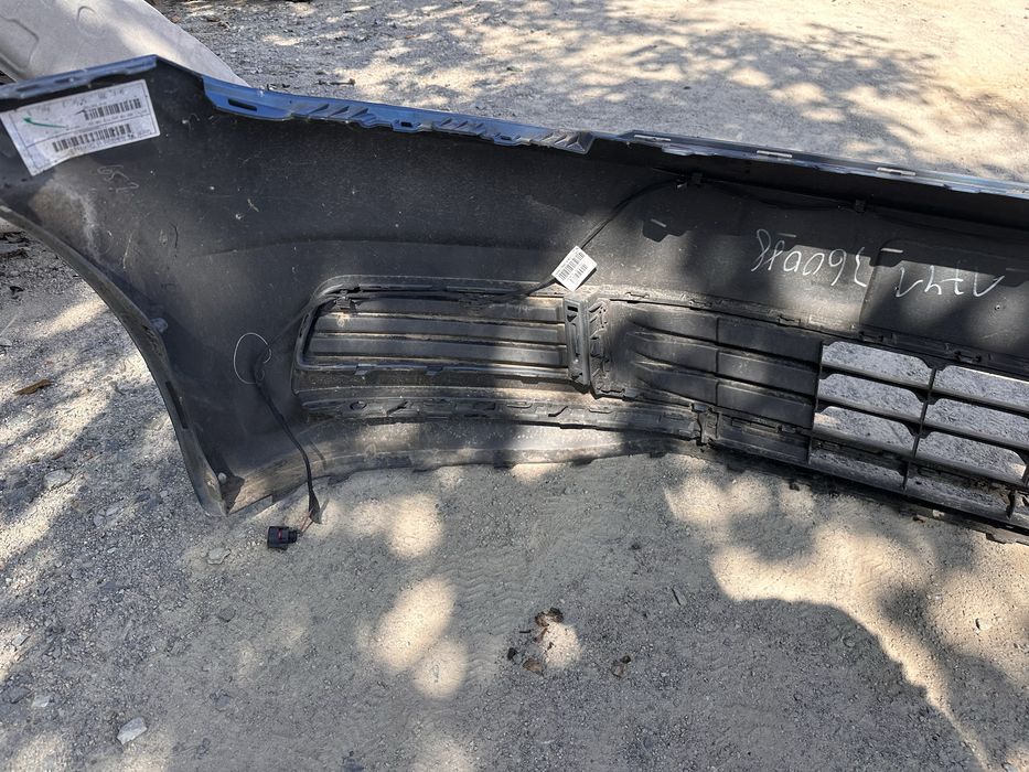 Предна броня фв туран след 2016 / vw touran