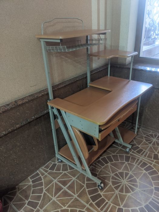 Компютерный стол