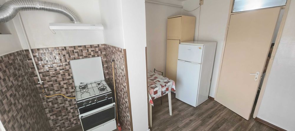 Închiriez apartament 2 camere Roșiori de Vede etaj 4 zona Carpați — fotografia 3