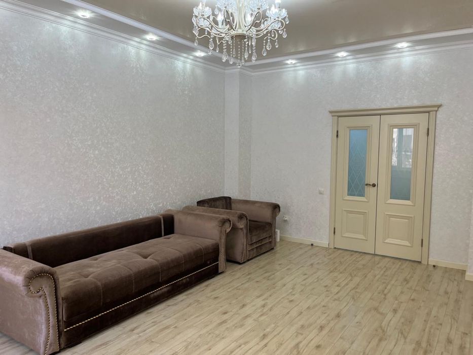 Срочно продается Диван и кресло