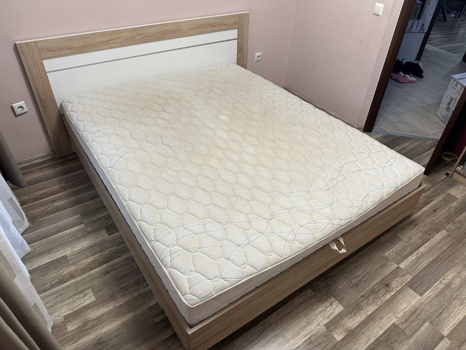 Спалня с повдигащ механизъм 160/200