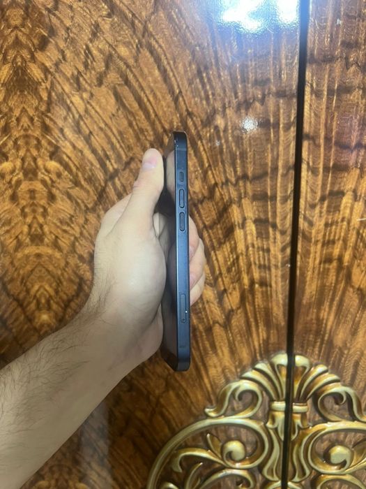 Продам IPhone 13 128gb 85%