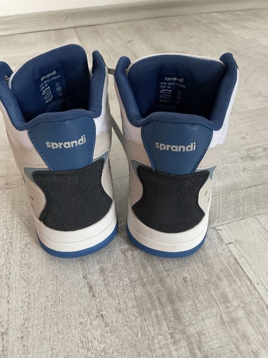 Кецове Sprandi 44