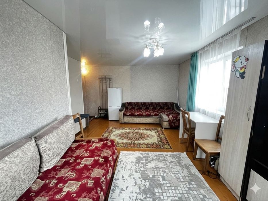 Продам квартиру на Титова