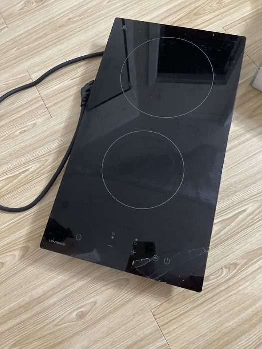 Электричесңая настольная печка