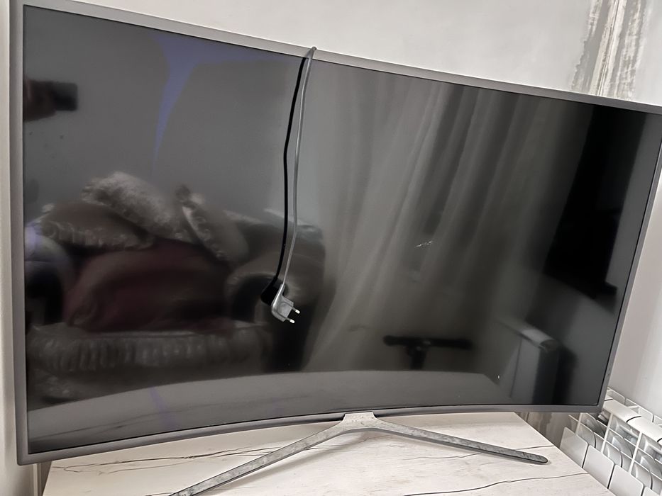 Срочно продам тв на запчасти