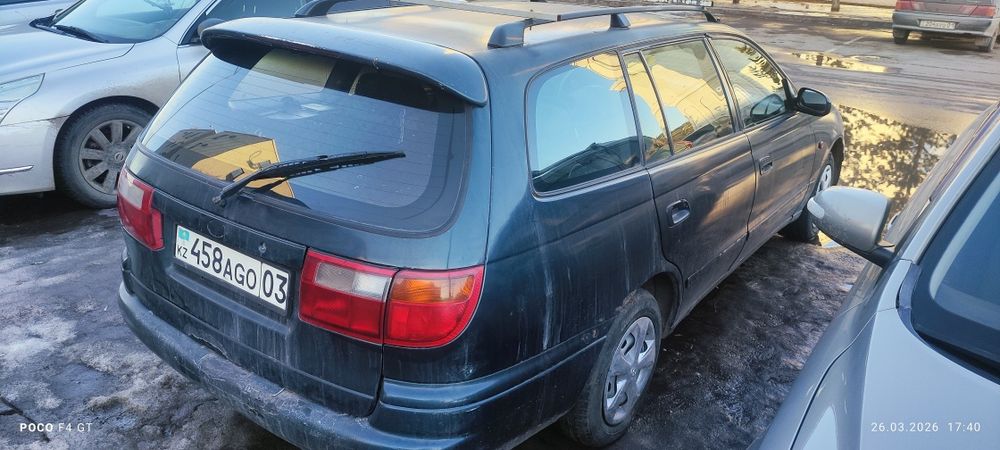 Toyota Carina E 1,6 МКПП универсал