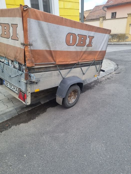 Remorcă 750 de kg