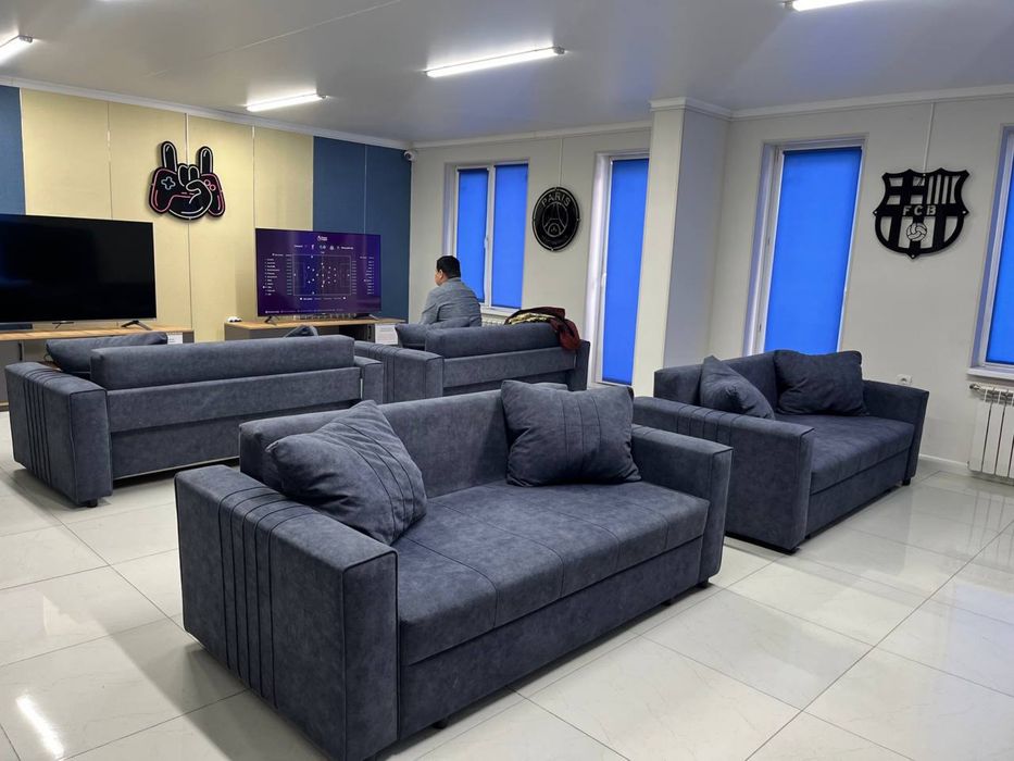 Продам ps 5 в комлете идет телевизор