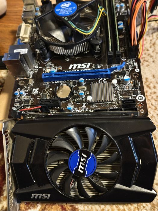 Kit  PC - Intel i5-4460, GTX 750 Ti 2GB, Placă de bază MSI H81M, 16GB RAM+Sursă Deluxe