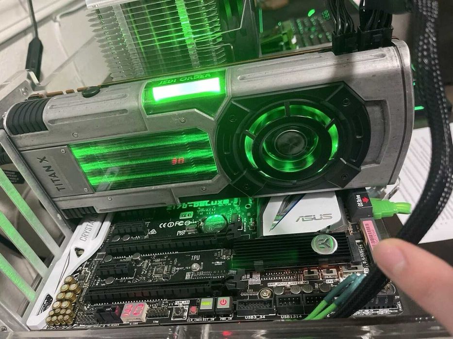 NVIDIA TITAN XP JEDI Order Edition Collector - Графична карта 12 GB