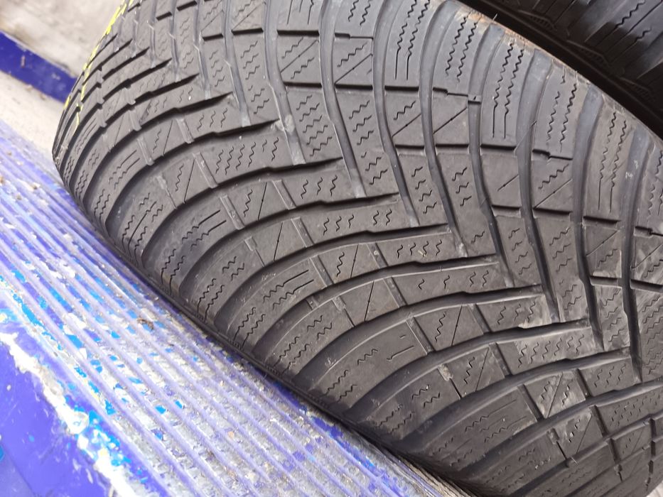 Anvelope MS iarna 215 55 16 hankook 2022 5.7mm
