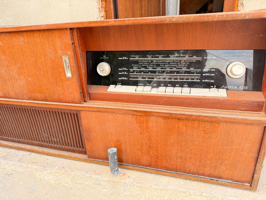 Радиограмофон Лира68