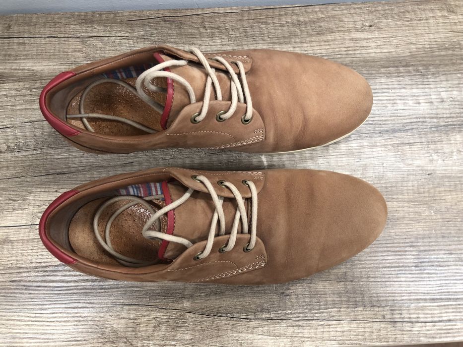 Обувки от естествен набук Clarks, номер 43