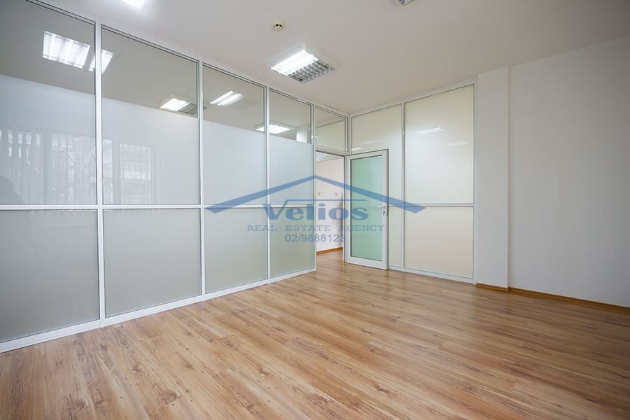 Дава се под наем Офис в София, Лозенец - 70 кв.м за 799 € - Снимка #3