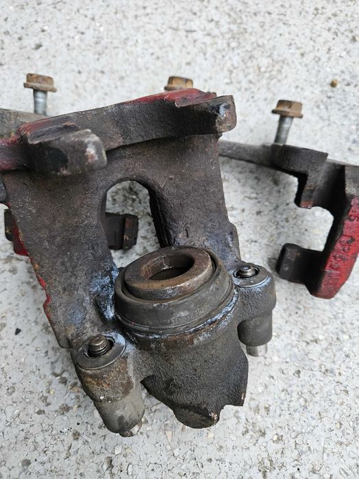 Задни спирачни апарати от BMW 330Cd (e46)