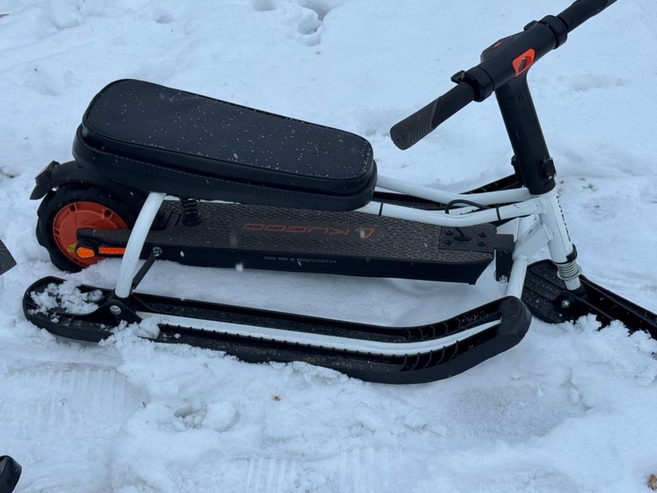 Продам снегокаты 3-7 лет