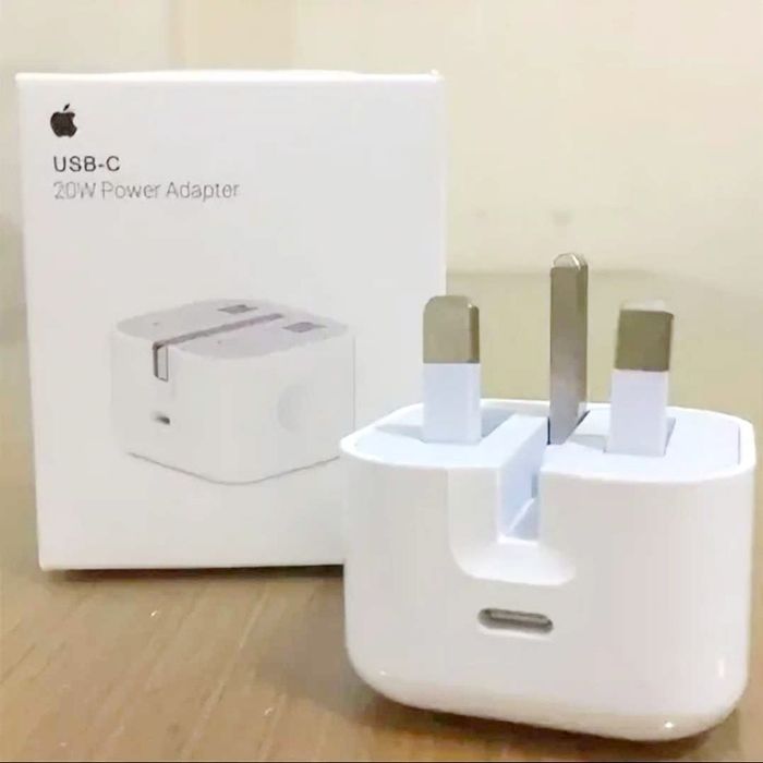 Apparatda tekshirilgan iPhone uchun golovka
