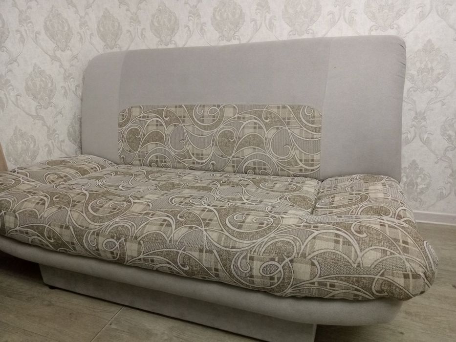 Диван, малый диван и кресло